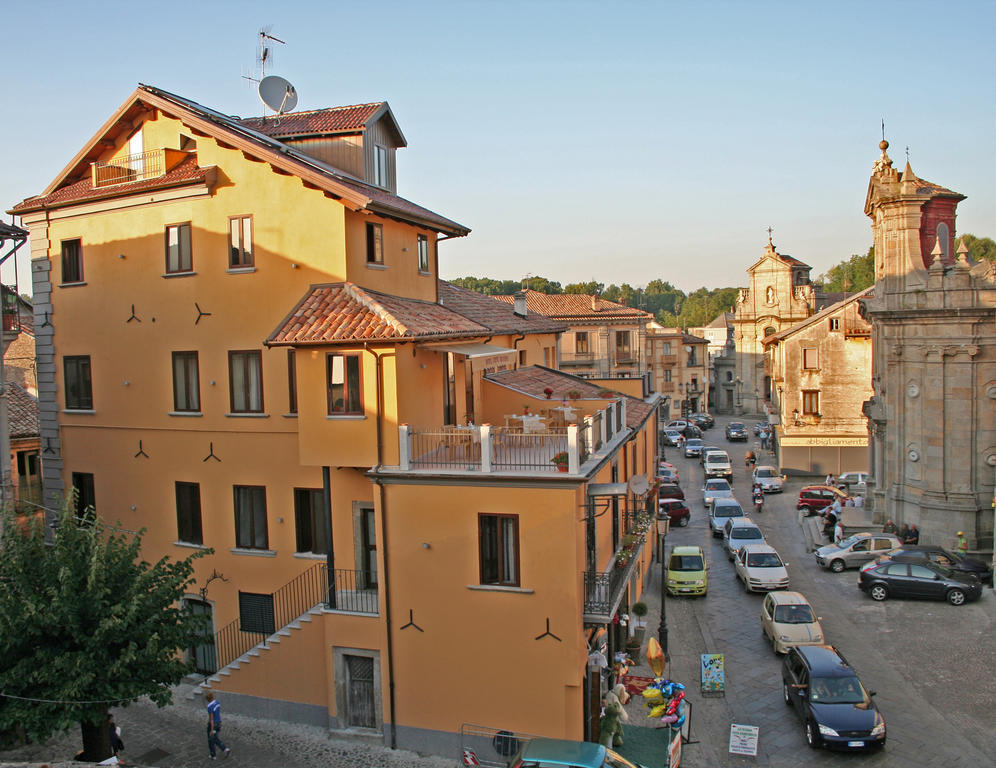 Hotel Conte Ruggero Serra San Bruno Kültér fotó