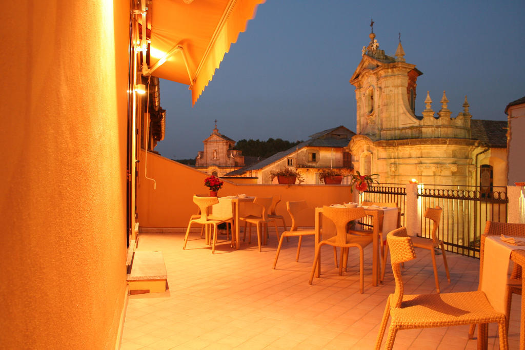 Hotel Conte Ruggero Serra San Bruno Kültér fotó
