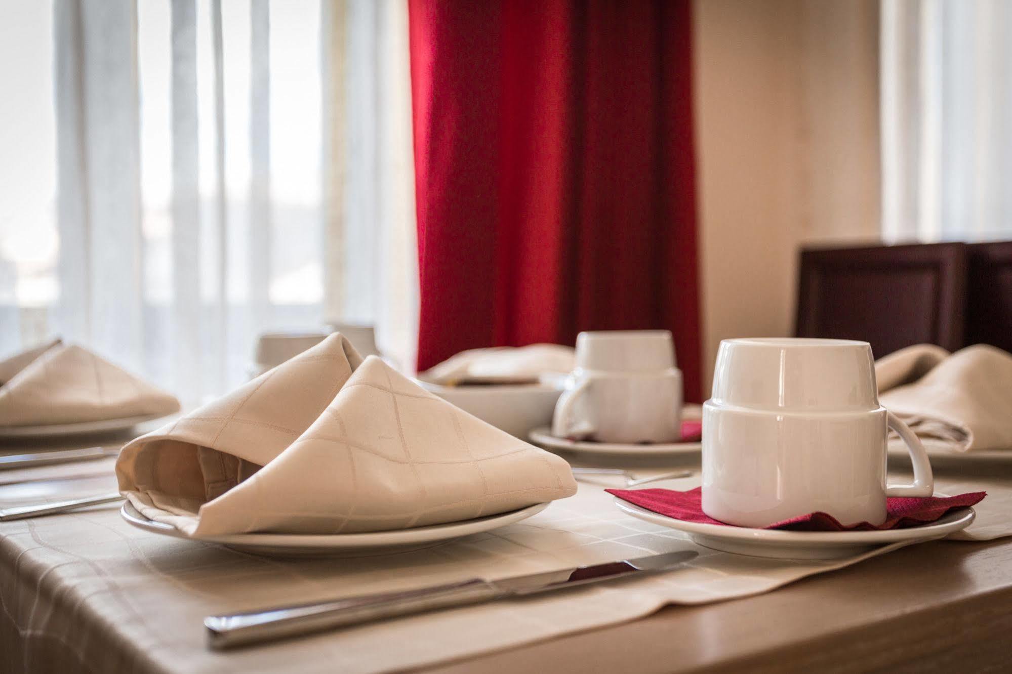 Hotel Conte Ruggero Serra San Bruno Kültér fotó