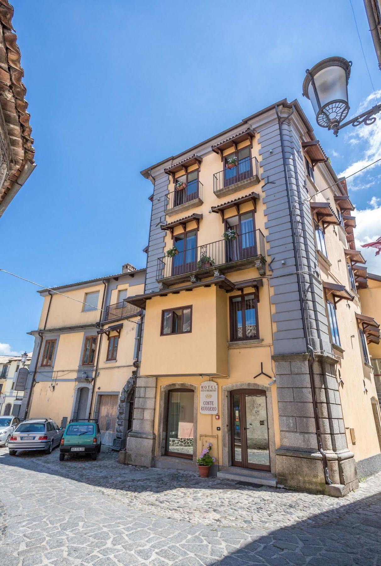 Hotel Conte Ruggero Serra San Bruno Kültér fotó